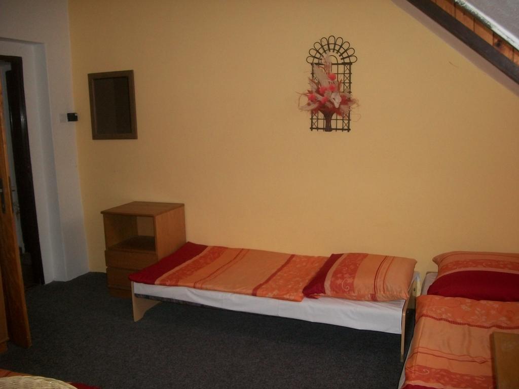 Pension U Loupezaku Hotel Jetrichovice  Room photo